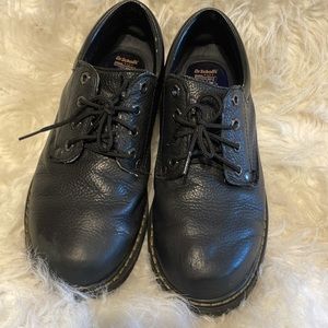 Dr Schollls massaging Gel Shoes